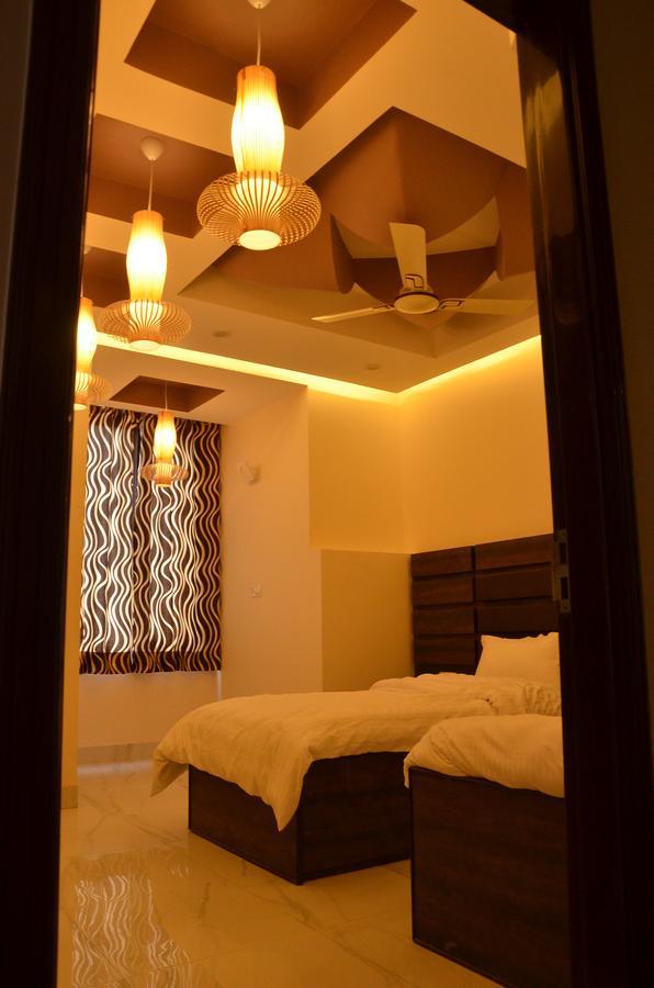 Hotel Bellevue Inn Gangānagar Екстериор снимка