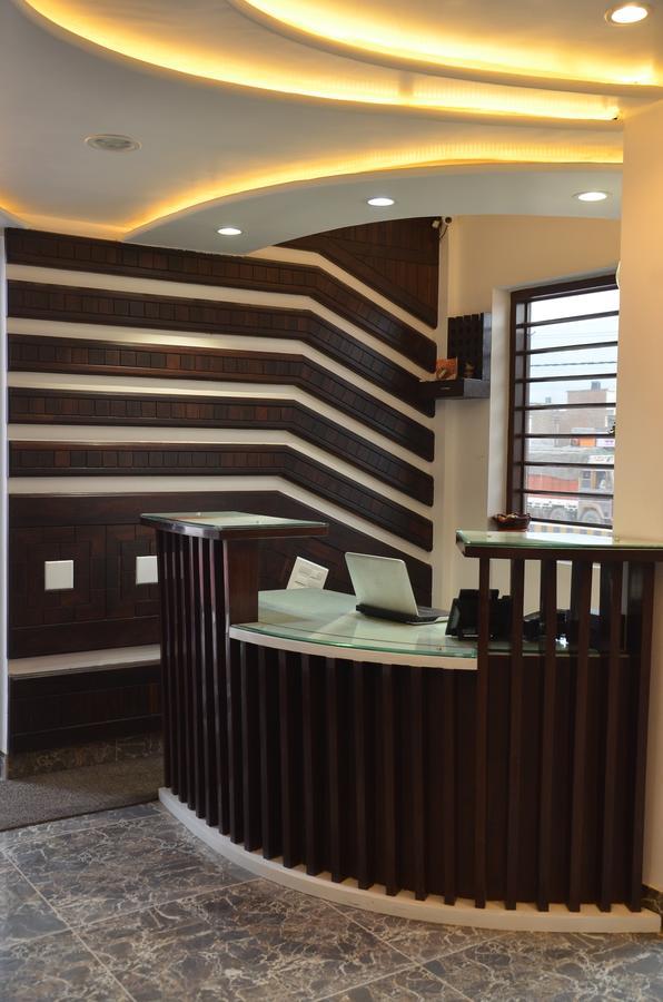 Hotel Bellevue Inn Gangānagar Екстериор снимка